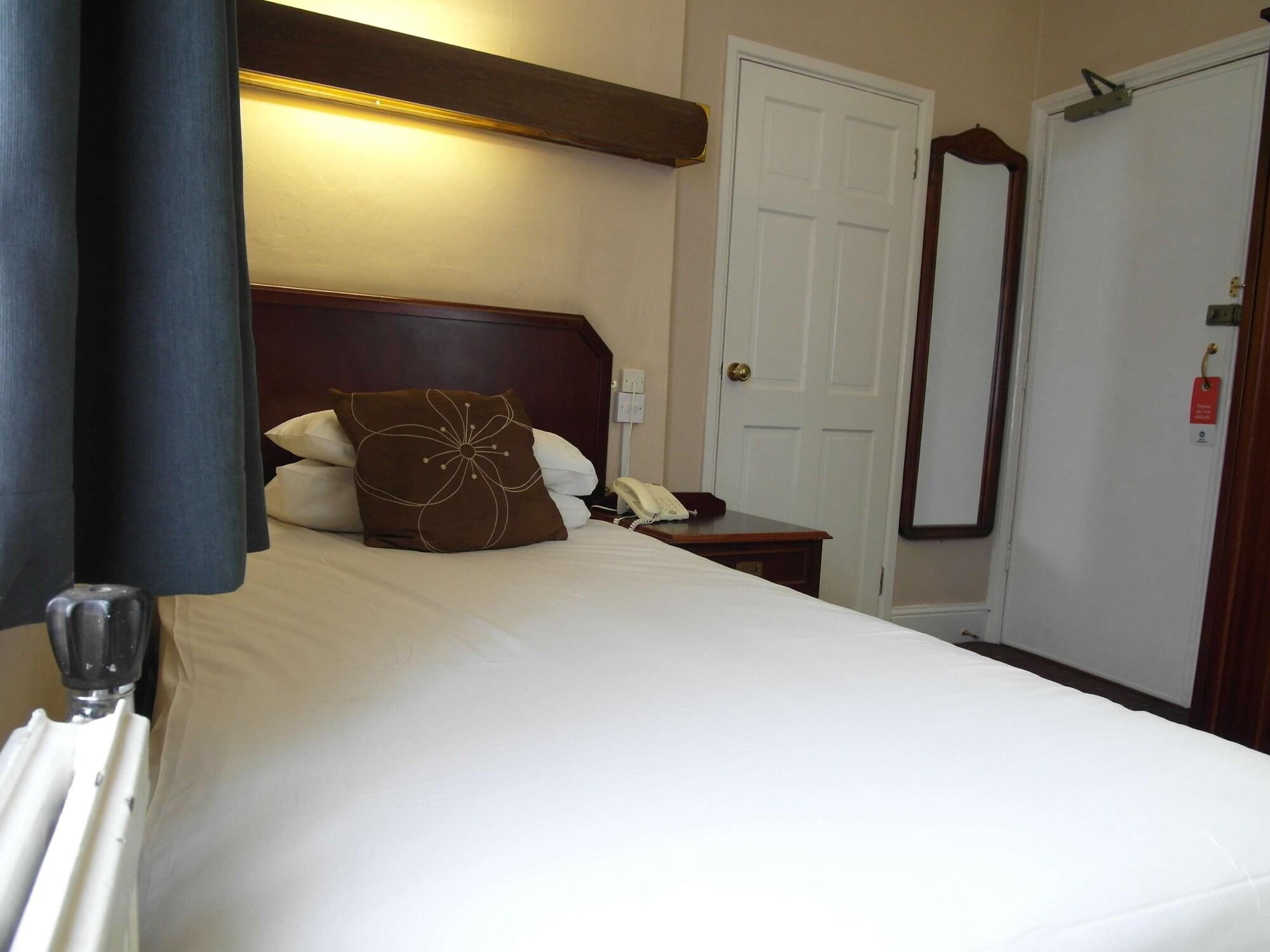 Best Western The George Hotel, Swaffham Dış mekan fotoğraf